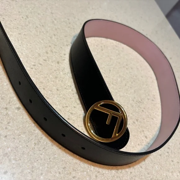 Fendi | Accessories | Reversible Fendi Belt | Poshmark display picture 3